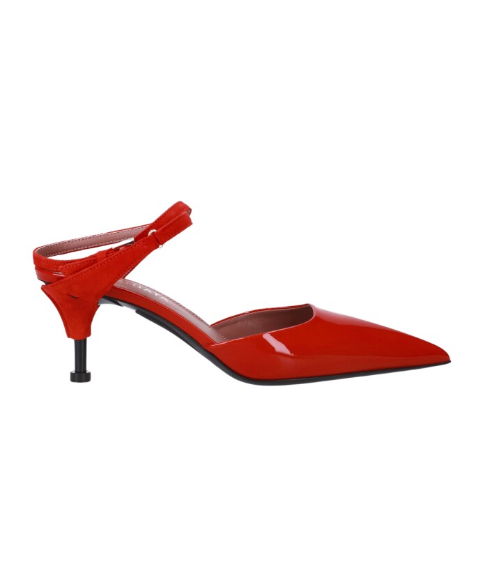 chanel-with-patent-leather-and-suede-strap