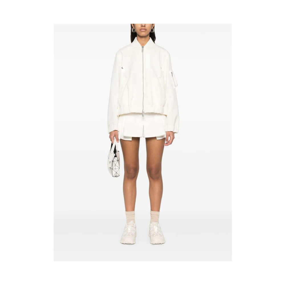 Sacai Witte Shorts met Knopen en Zakken White Dames