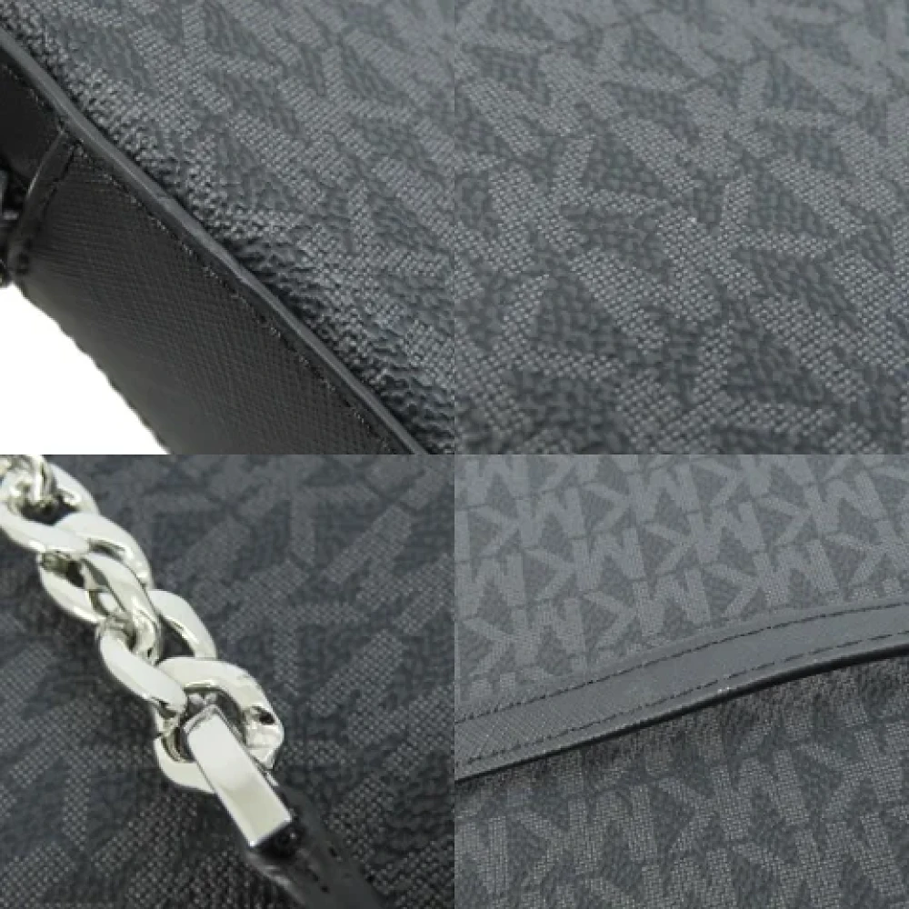 Michael Kors Pre-owned Fabric shoulder-bags Black Dames