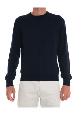 cashmere-slim-fit-round-neck-pullover