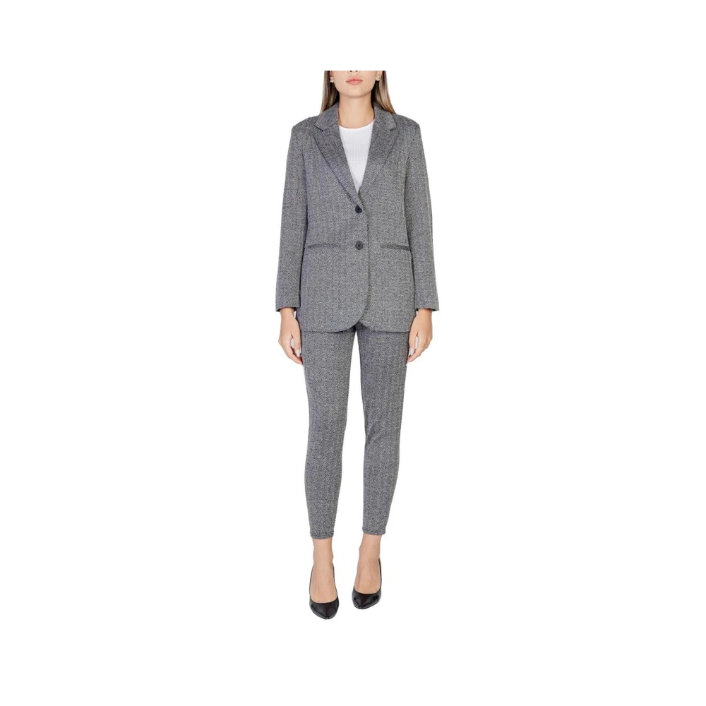 Ichi Zwarte Blazer Herfst Winter Collectie Gray Dames