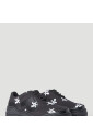laced-shoes