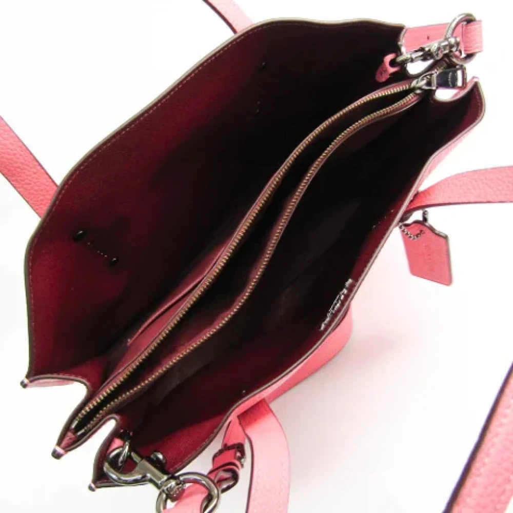 Coach Pre-owned Leather shoulder-bags Pink Dames