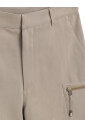 beige-cargo-shorts-with-zip-pockets
