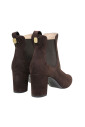 bottine-en-daim-marron-avec-talon