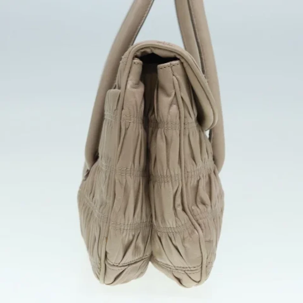 Prada Vintage Pre-owned Leather handbags Beige Dames