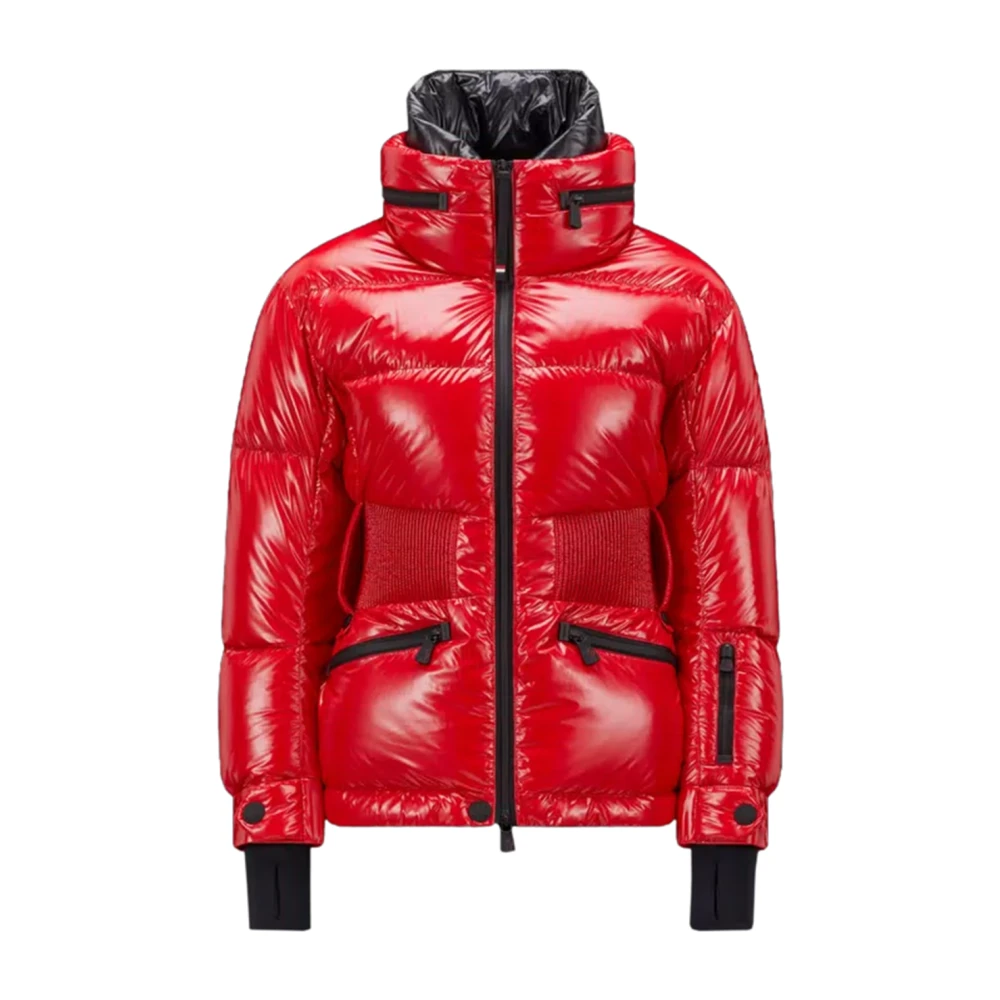 Moncler Rode jassen met afneembare capuchon en waterafstotende zakken Red Dames
