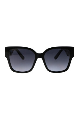 lunettes-de-soleil-elegantes-pour-une-journee-ensoleillee
