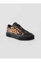 baskets-en-toile-a-motif-leopard