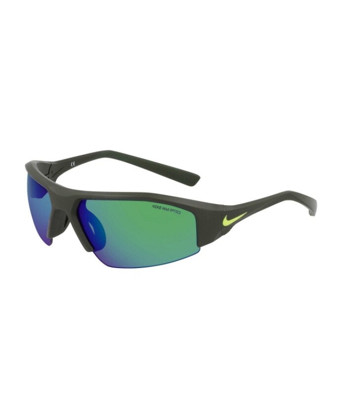 lunettes-de-soleil-grises-injectees