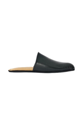 black-leather-square-toe-slippers