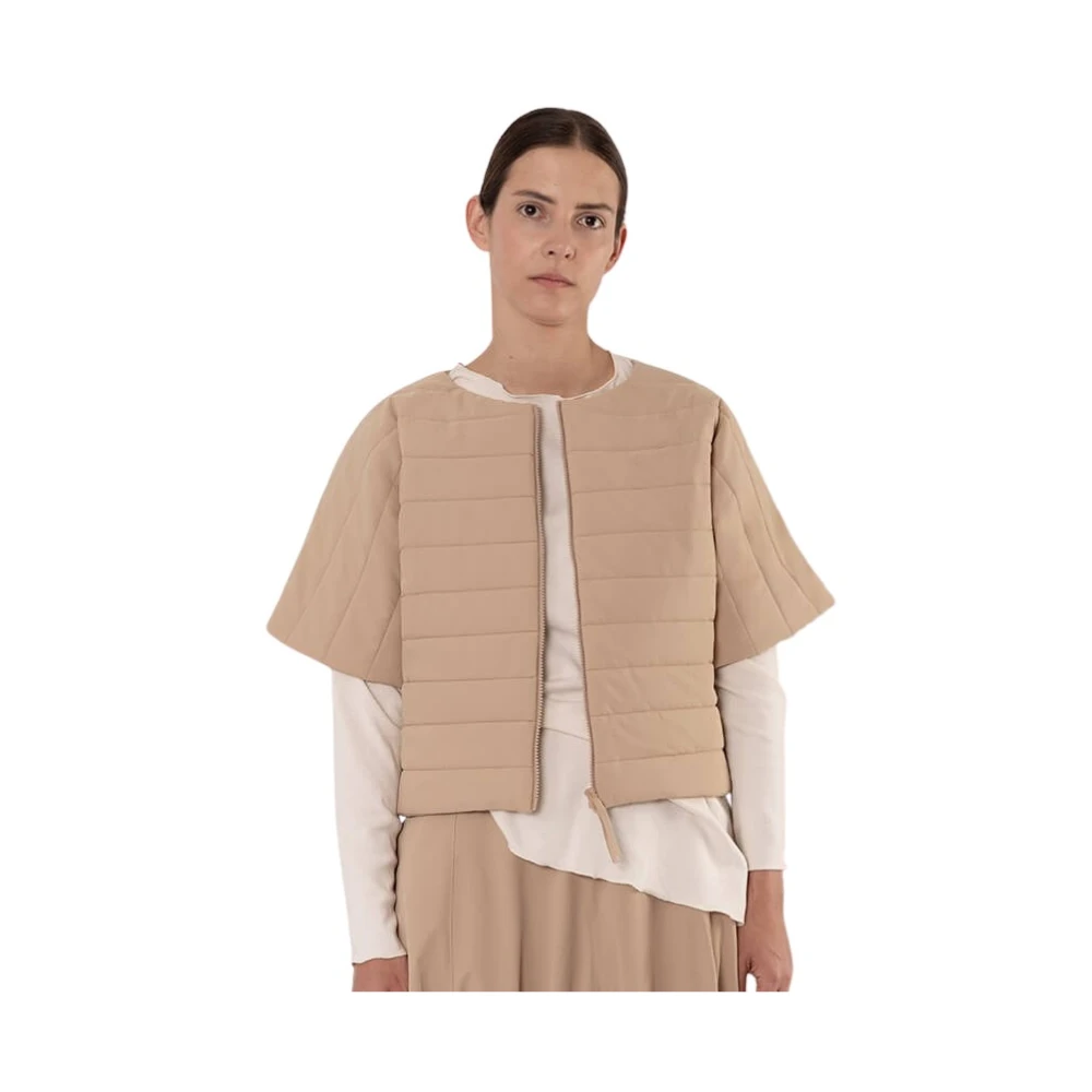 Chie Mihara Nude Kimono Stil Quiltad Väst Beige, Dam