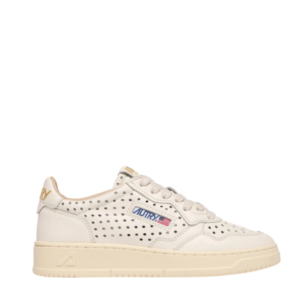 Autry Medalist Low Sneakers Dames Schoenen Beige