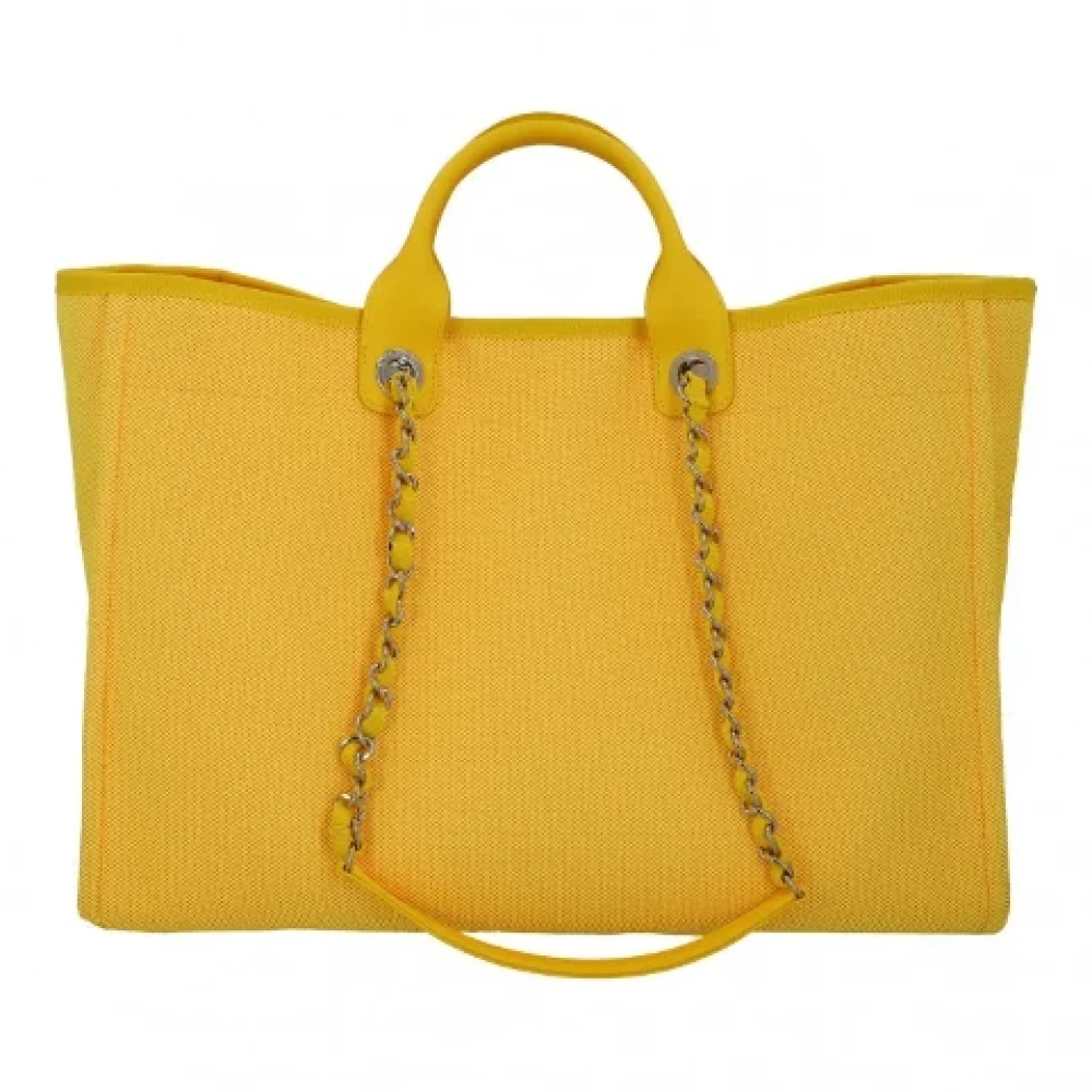Chanel Vintage Pre-owned Leather shoppers Yellow Dames