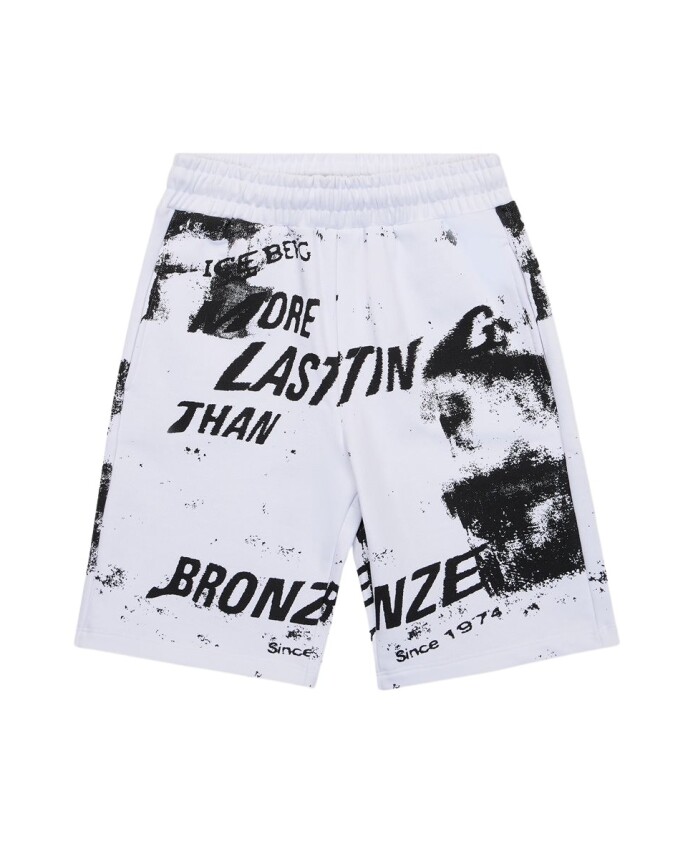 kinderen-witte-bermuda-shorts-met-allover-zwarte-tekst-en-prints