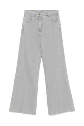 grey-jeans-with-classic-style