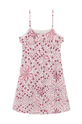 modern-and-feminine-dress-qamar