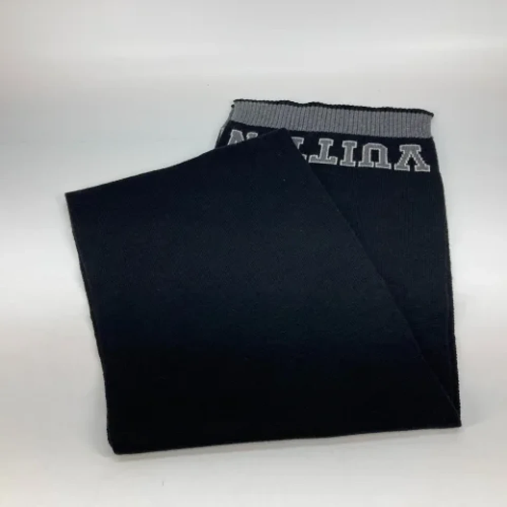 Louis Vuitton Vintage Pre-owned Wool scarves Black Heren