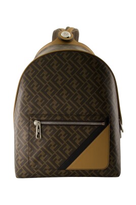 diagonal-nagelryggsack