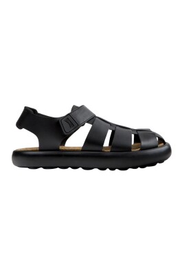 black-leather-casual-sandals