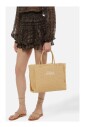 beige-straw-shoulder-bag-with-flowers