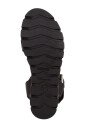 sandales-plates-decontractees-noires-ouvertes