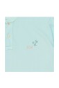polo-bleu-clair-a-manches-courtes-avec-details-peints-a-la-main