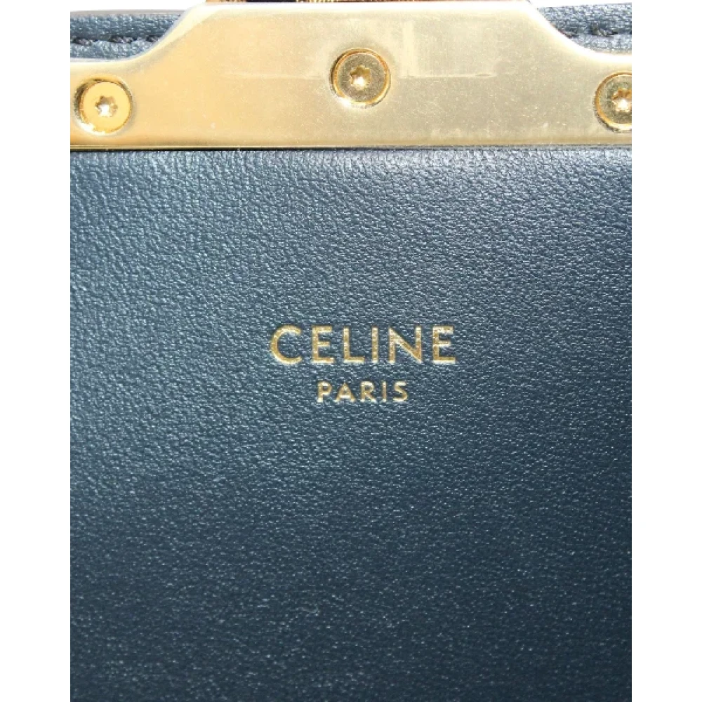 Celine Vintage Beige Canvas Schoudertas met Ruim Interieur en Elegant Stijl Beige Dames