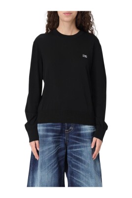 pull-en-tricot-de-coton-blanc
