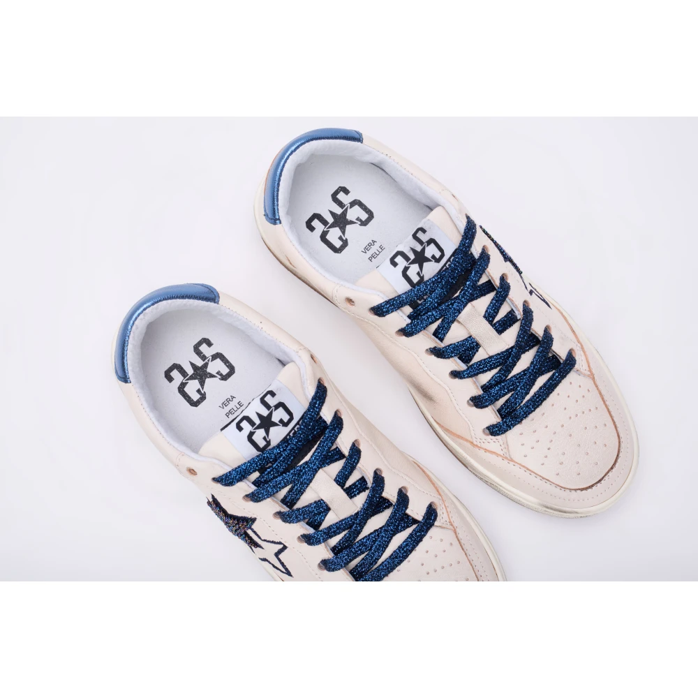 2STAR Sneakers