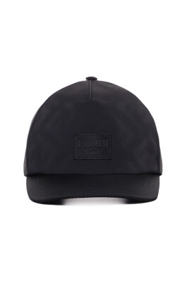fendi-hats-black