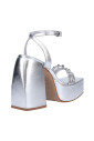 high-heel-sandals