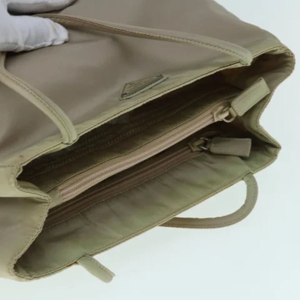 Prada Vintage Pre-owned Nylon handbags Beige Dames
