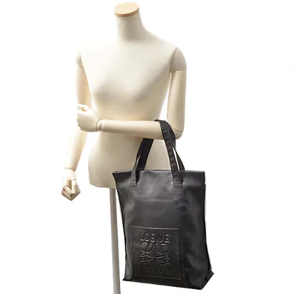 Loewe Pre-owned Leather handbags Black Heren