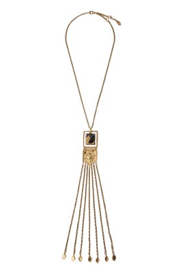 collier-pendentif-a-pompon-dore