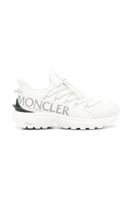 white-sneakers-elevate-your-style