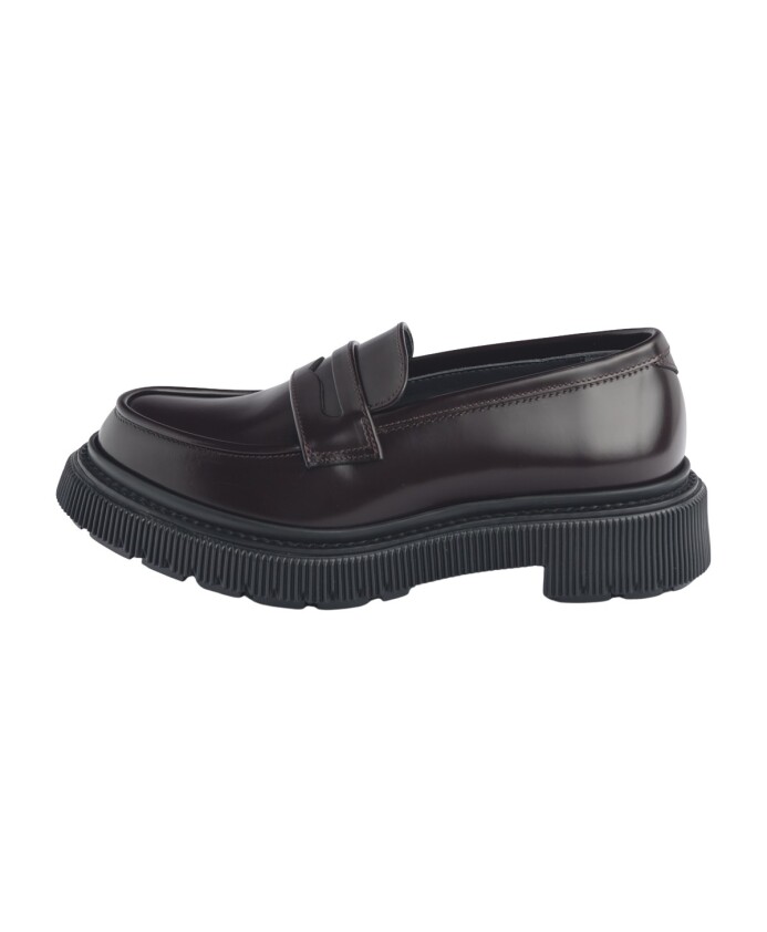 leather-moccasin-shoes