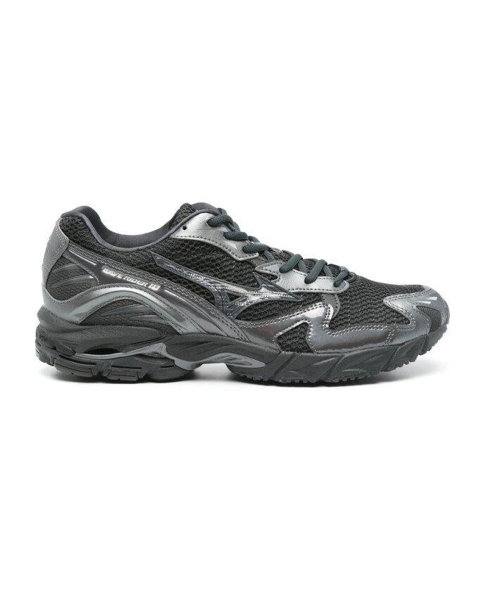 black-lace-up-sneaker-with-padded-ankle