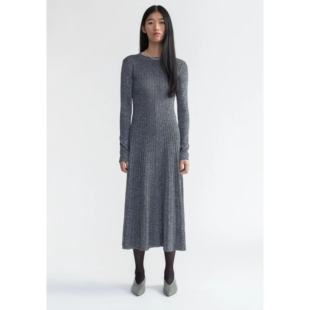 Aeron Pavlova Gray Dames
