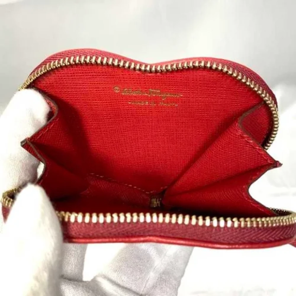 Salvatore Ferragamo Pre-owned Leather wallets Red Dames