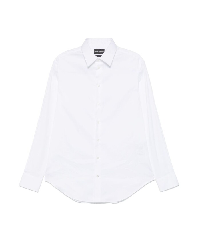 white-classic-collar-buttoned-shirt