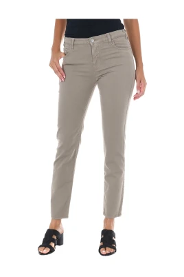 Straight Jeans