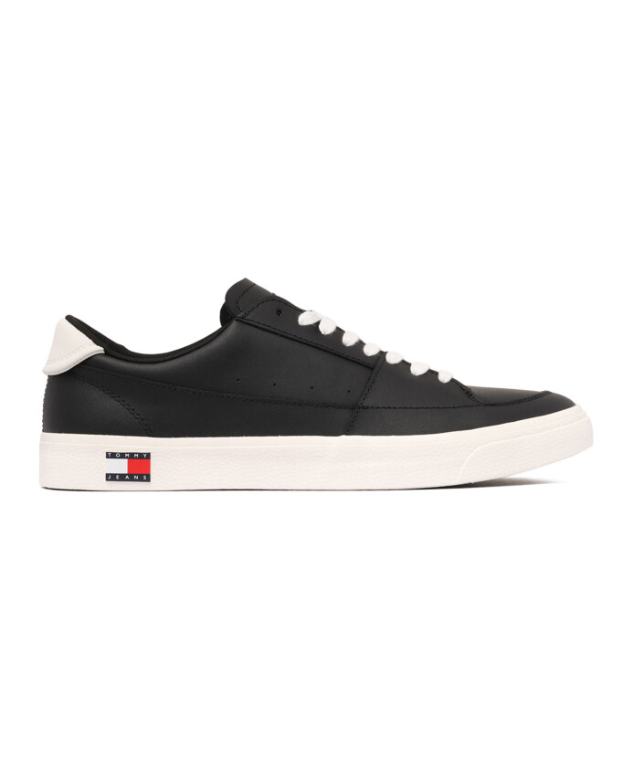 black-vulcanized-sneakers-with-logo-print