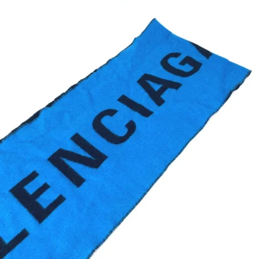 Balenciaga Vintage Pre-owned Wool scarves Blue Heren