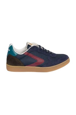 chaussures-de-sport-cordura