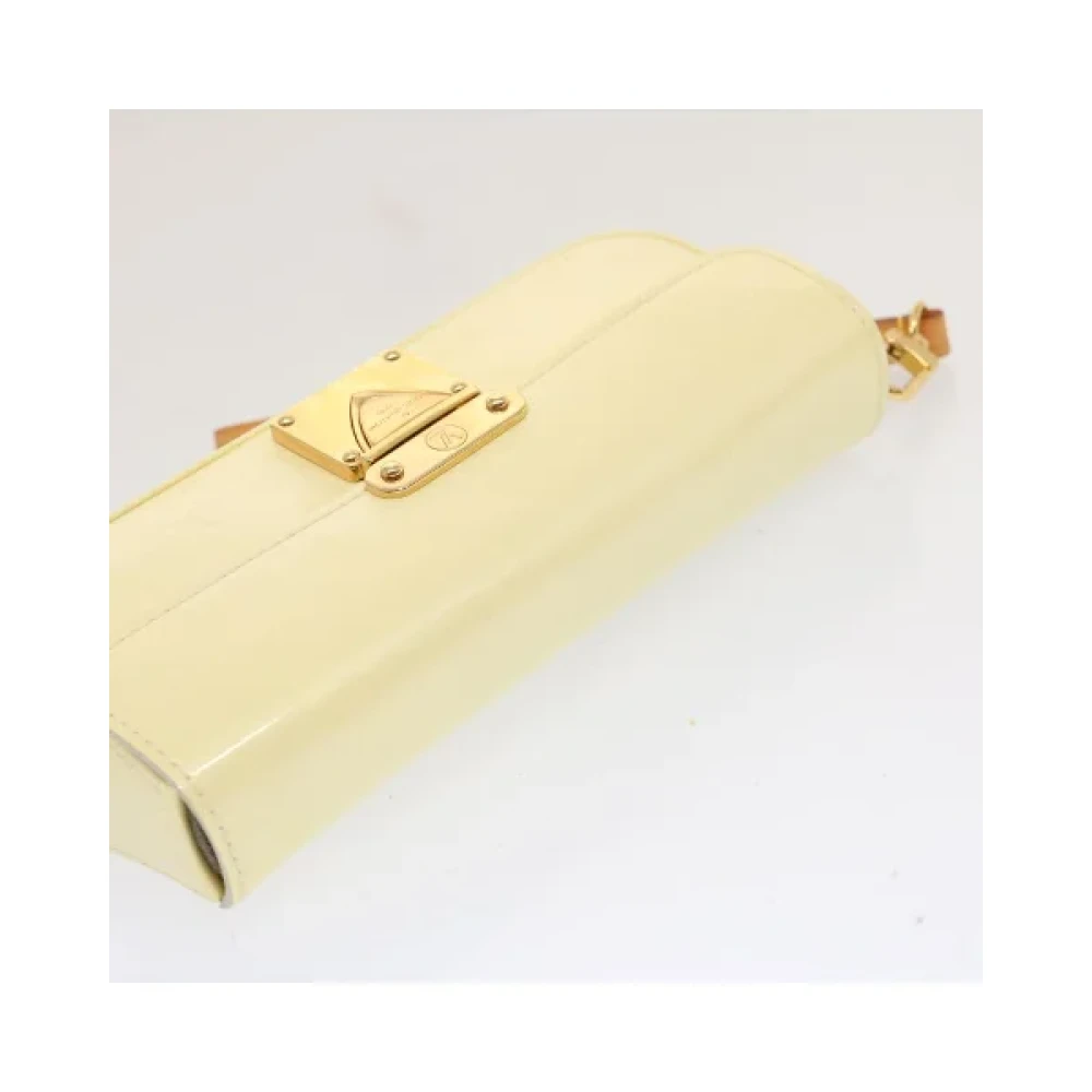 Louis Vuitton Vintage Pre-owned Leather clutches Yellow Dames