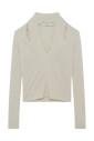 pull-a-col-en-v-avec-ouverture-aux-epaules