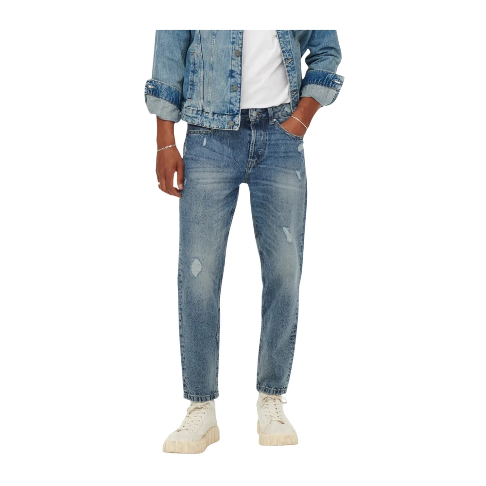 Lys Blå Distressed Straight Leg Jeans