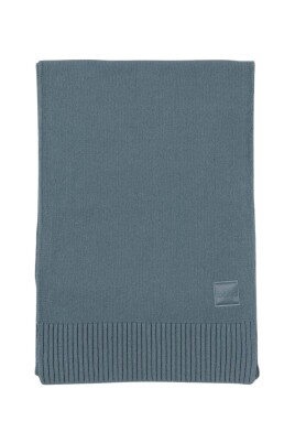 cozy-knit-ribbed-scarf