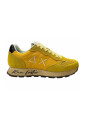 vintage-sneakers-with-run-faster-logo